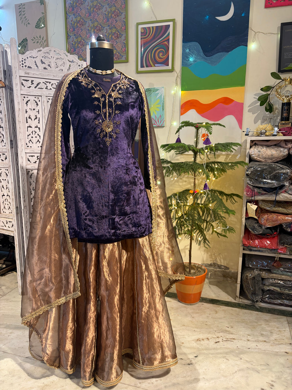 Nude brown ombre embroidered saree in Georgette
