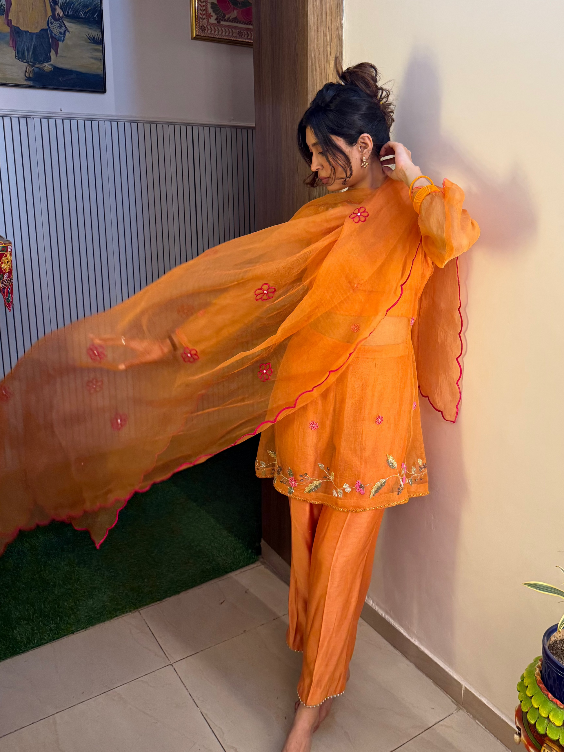 🌻 HUSNA 🌻 Stylish indowestern suit, Trending Designer suit, Girly cordset