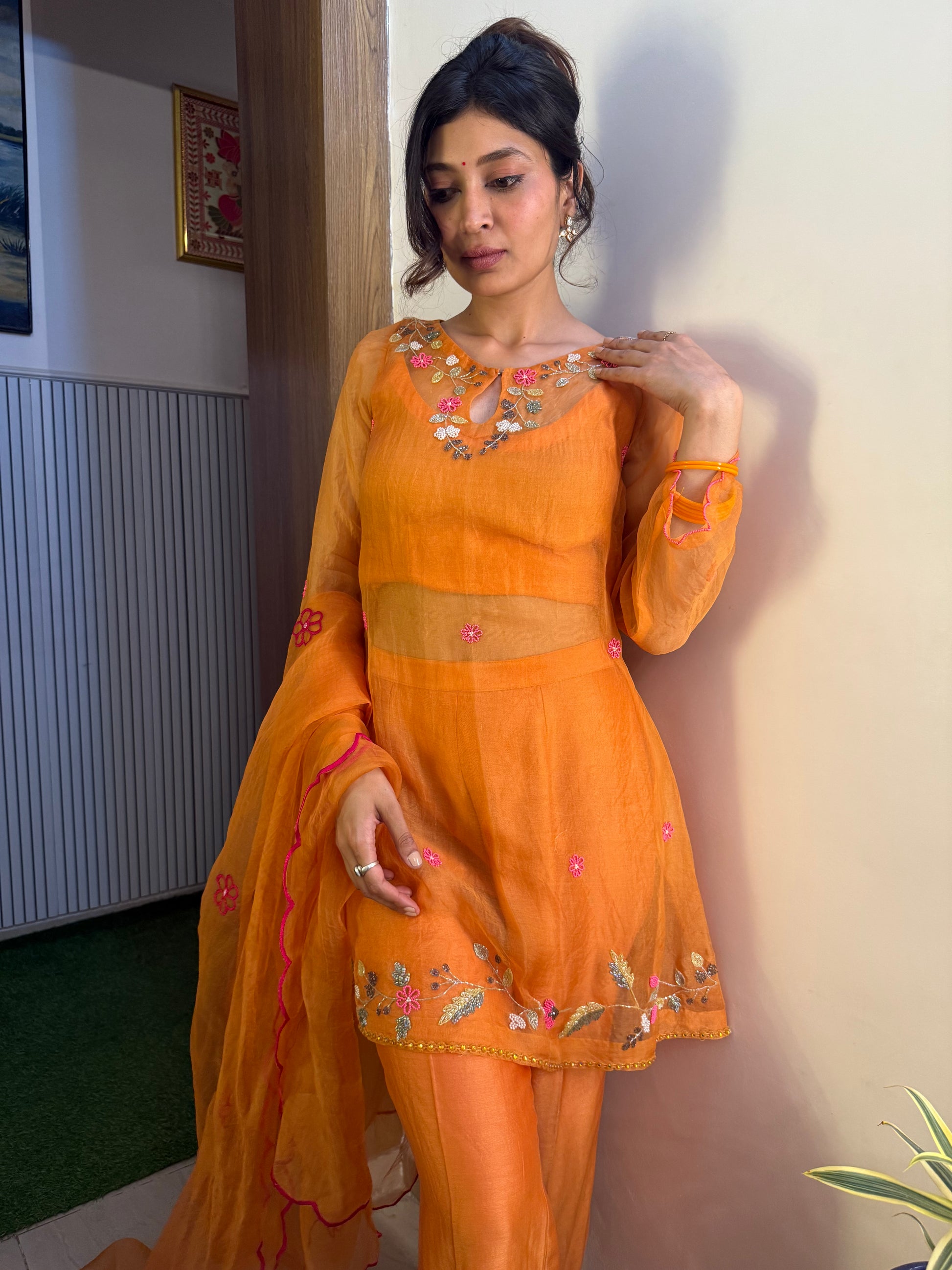 🌻 HUSNA 🌻 Stylish indowestern suit, Trending Designer suit, Girly cordset