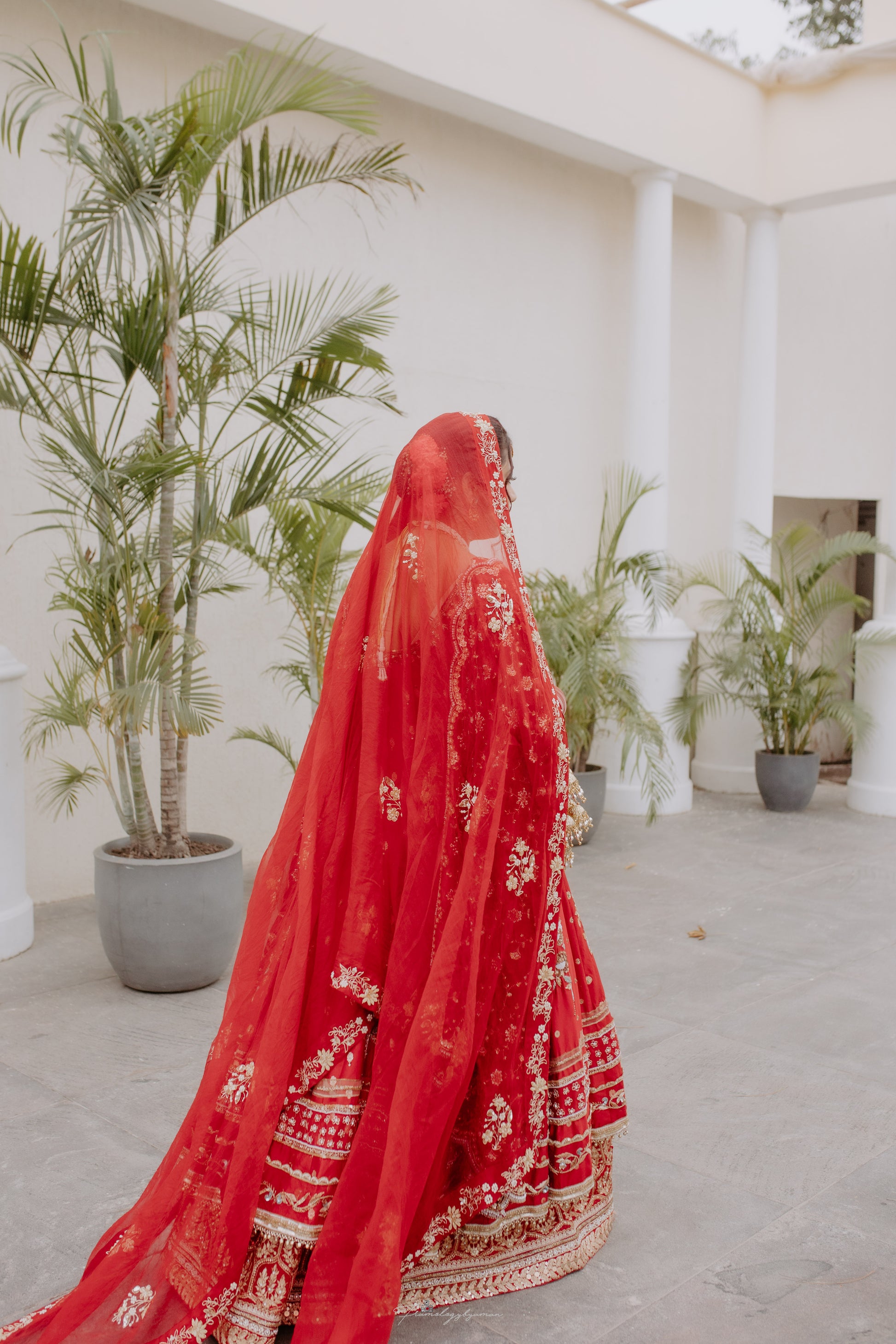 🌹 Gulnoor 🌹UNIQUE BRIDAL OUTFIT FOR MODERN BRIDES